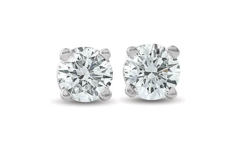 diamond earrings for women in Toronto